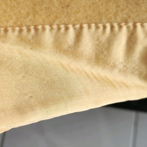 Double-sided wool blanket like new