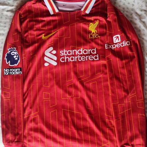 Liverpool Mo Salah Long-Sleeve Jersey like new, season 24-25, size XL