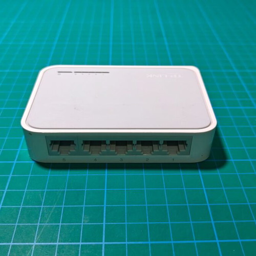 TP-Link 5-Port 10/100Mbps Desktop Switch used, model TL-SF1005D