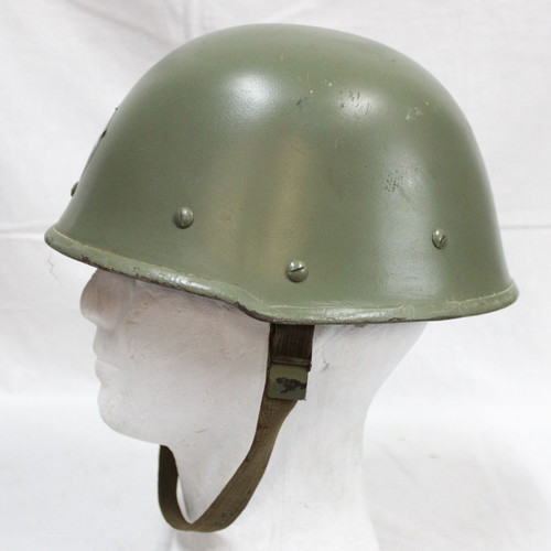 1989 KEVLAR YUGOSLAV ARMY HELMET