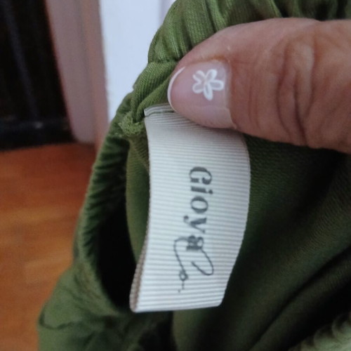 Summer set with blouse and shorts like new, green