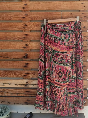 Badila summer skirt like new, colorful with inner button and tie
