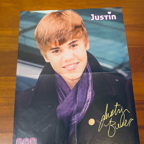 Justin Bieber collectible posters like new, set of 14 pieces