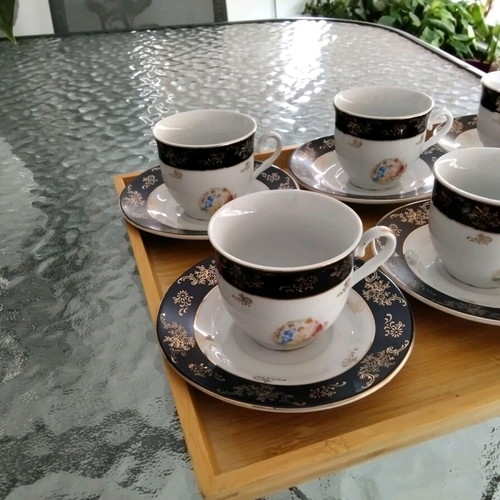 Coffee cups with saucers set of 6 vintage porcelain like new