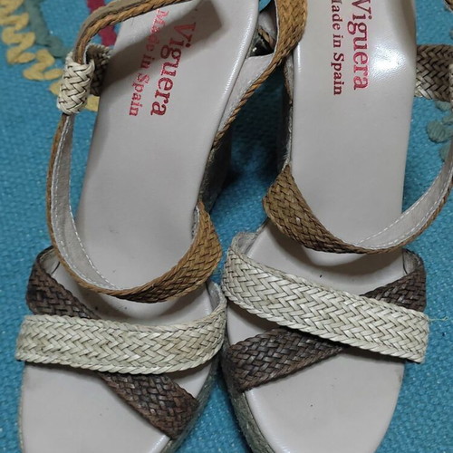 Viguera platform sandals size 38 like new, beige and brown