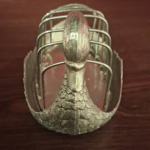 Vintage Art Nouveau Metal Swan Toast Holder like new