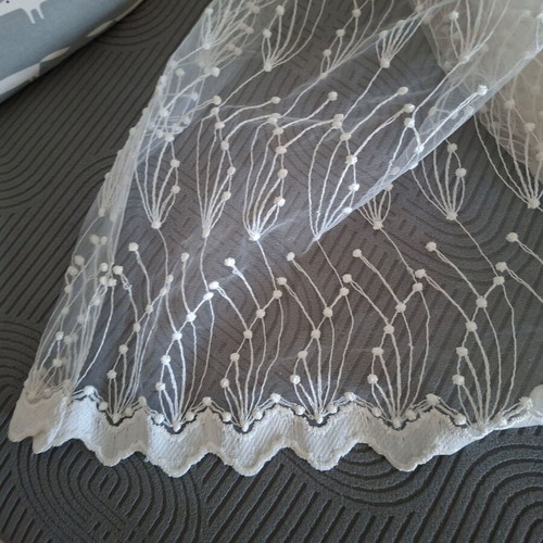 Curtain with embossed patterns like new