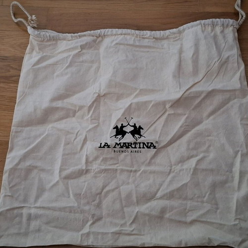 La Martina brown shoulder bag like new with storage pouch gift