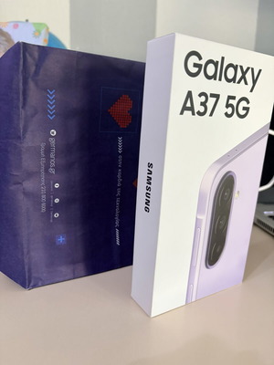 Samsung Galaxy A37 5G smartphone, pink, sealed