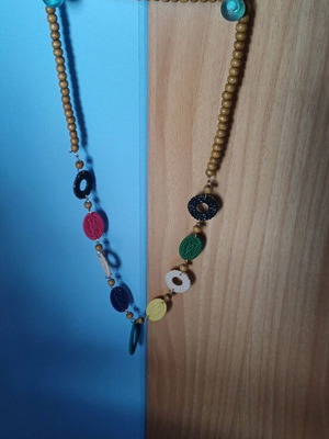 Necklace new multicolored