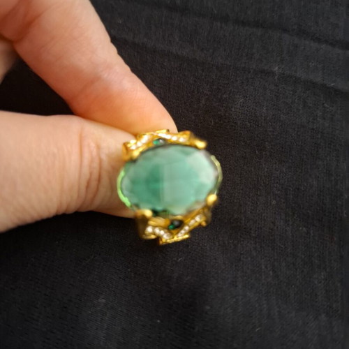 Ring size 7, new, very impressive