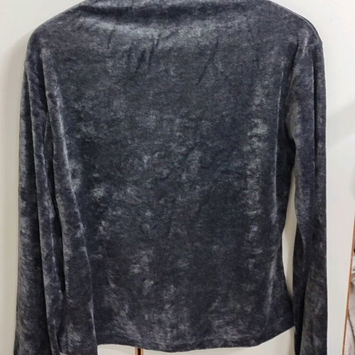 Authentic blouse like new, black and gray, size S-M