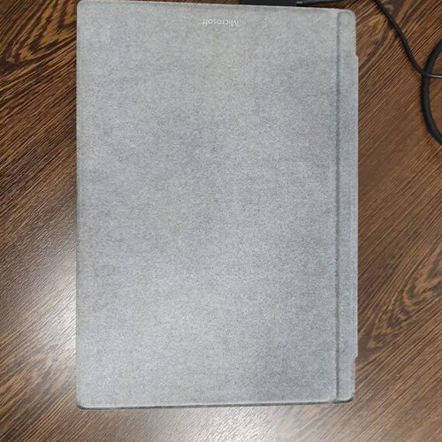 FOR A FEW DAYS Surface Pro i7, 256Gb