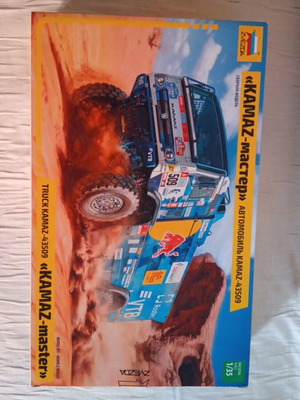 Zvezda Kamaz Master 43509 model kit new, 1/35 scale