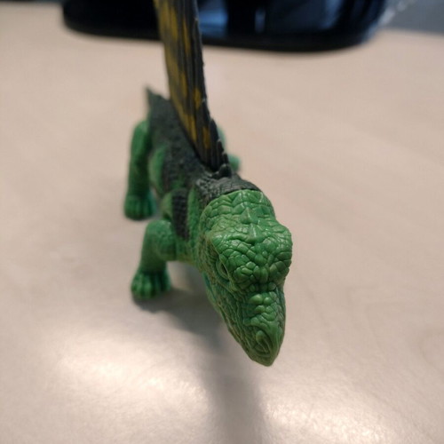 Jurassic Park Dimetridon JP01 figure used with functional jaw