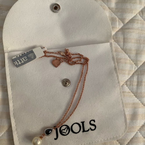 Pendant bronze new with green stone and pearl Jools