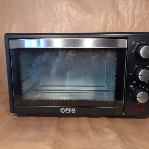 First Austria FA-5042-2 oven used, 1380W
