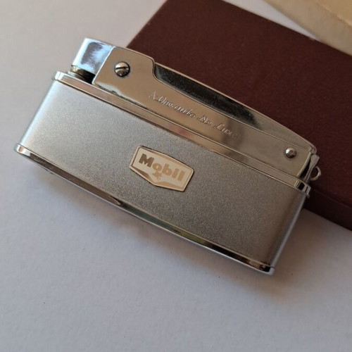 Mobil De Iixe lighter retro, like new