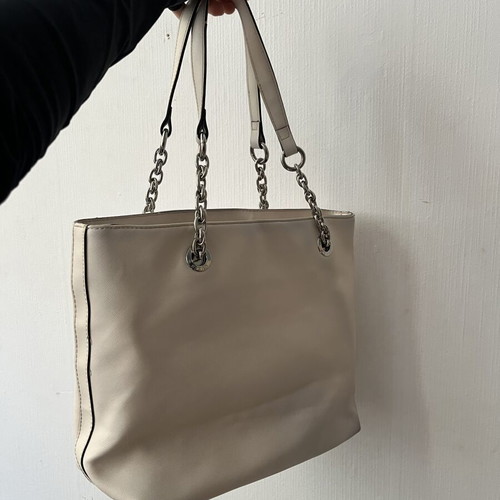 Guess shoulder bag used, white and beige