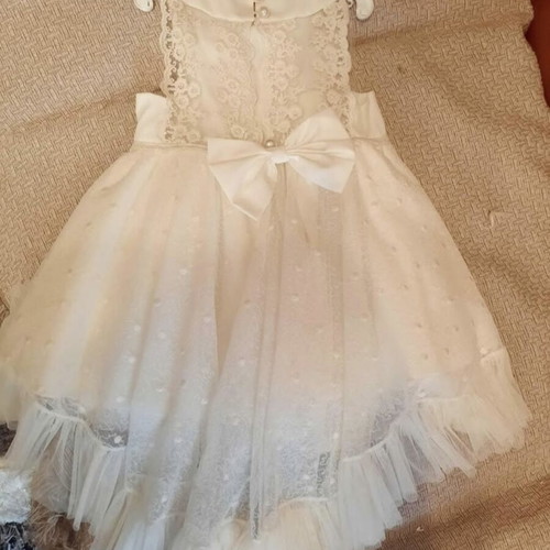 Baptism dress like new, size 2 with train and embroidered back