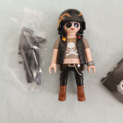 Playmobil figures series 13 like new
