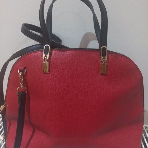 Caprisa shoulder bag new, black and red