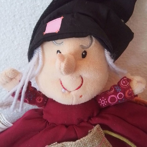 Lilliputiens three-faced plush doll used