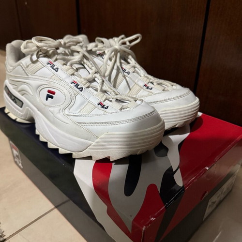 Fila sneakers white size 43 like new shoes