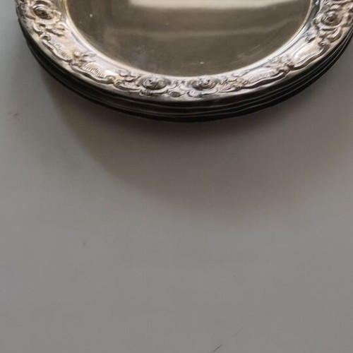 Silver-plated plates like new, set of 6 with hand stamp
