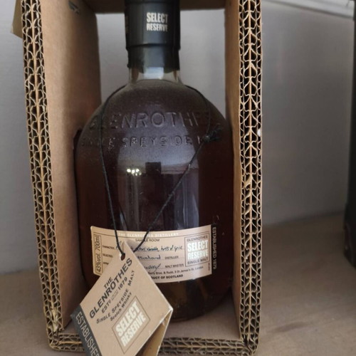 Whisky special collectible from 1990 in original packaging