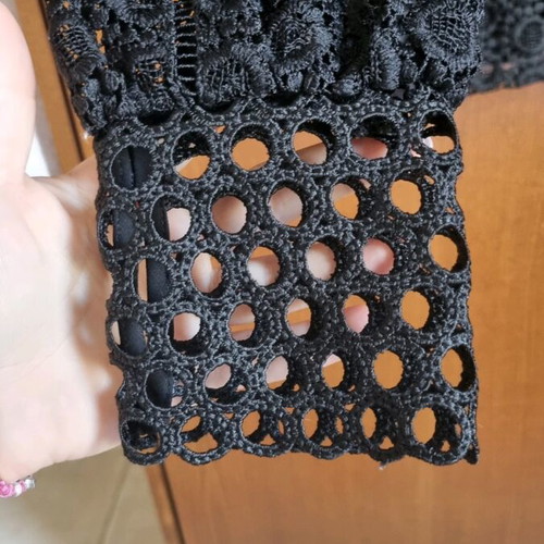 H&M black blouse like new, embroidered style, size L