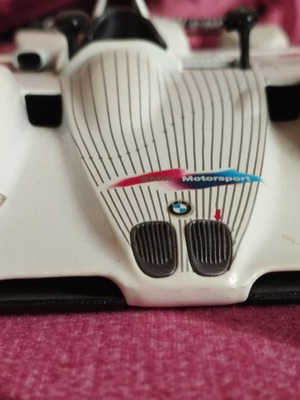 Maisto BMW V12 LMR 1:18 μεταλλικό σαν καινούργιο, 25 εκατοστά