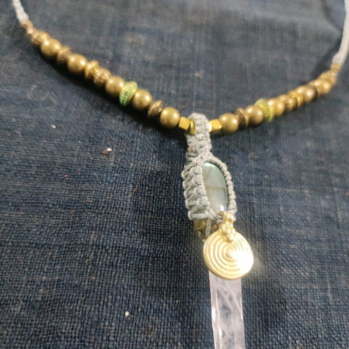 Macrame necklace new with labradorite and metal elements
