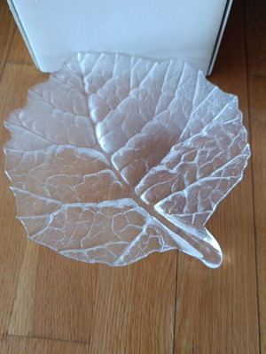 Vintage crystal bowl leaf-shaped 22x19cm