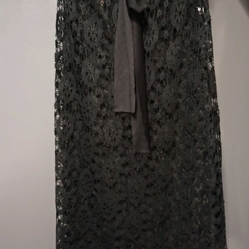 Lace strapless dress black like new