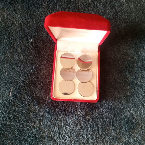 Modern stainless steel earrings like new, silver