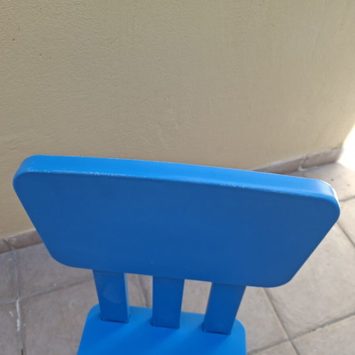 Ikea children's table with two chairs used, good condition