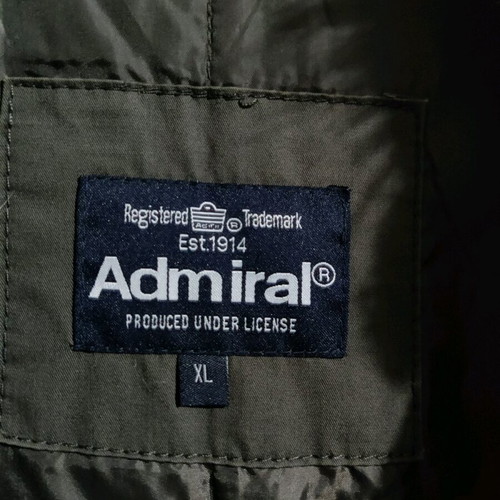 Admiral jacket very warm like new XL with slight discoloration