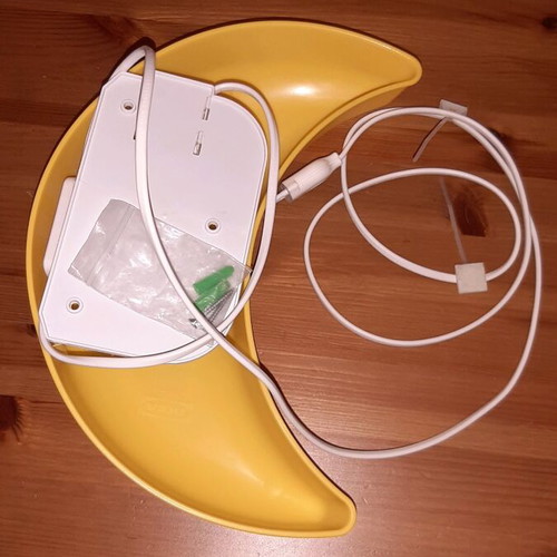 Children's lamp like new with bulb and mounting screws