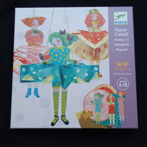 Papier Creatif Folding Art board game used