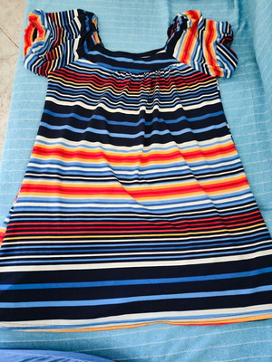 Πολύχρωμη μπλούζα off-the-shoulder με φουσκωτά μανίκια σαν καινούργια