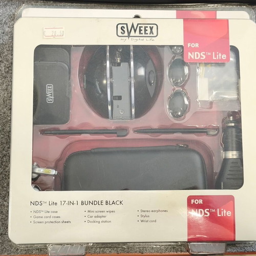 Sweex 17 σε 1 πακέτο για Nintendo DS Lite καινούργιο, μαύρο
