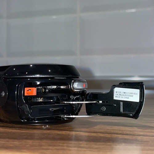 Samsung SMX-C10 Metalic Red camcorder new