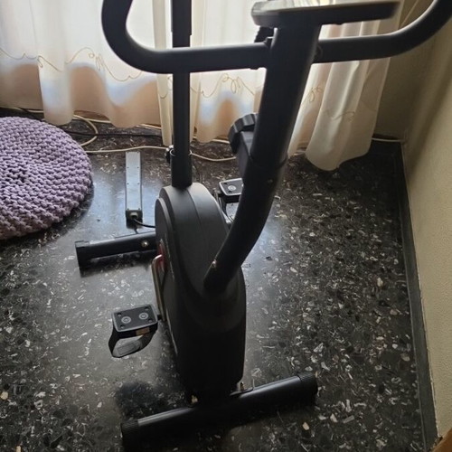 Exercise bike, almost unused