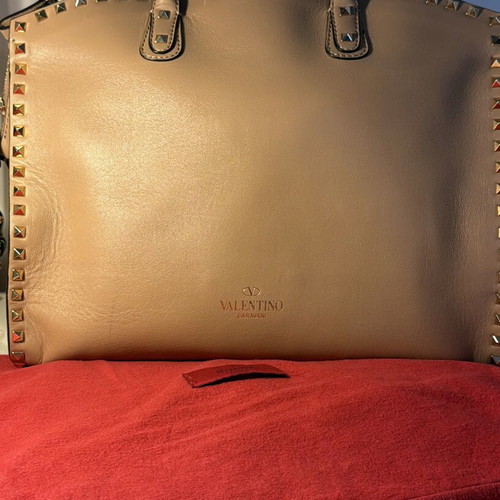 Valentino Bags beige handbag like new with gold details
