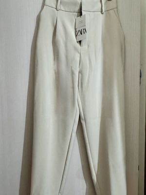 Zara high-waisted fabric pants beige, new