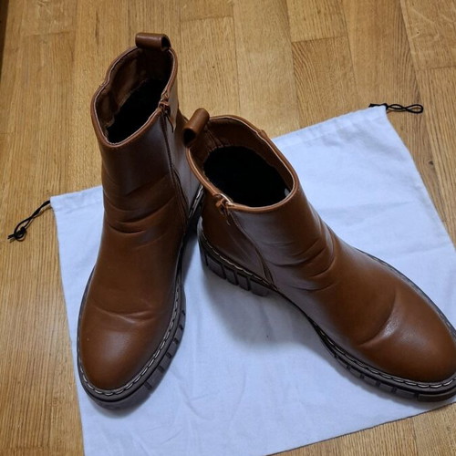 Only Brown Tampa Boots Size 40 Used, Elastic Slightly Worn