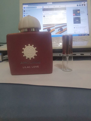 Lilac Love Amouage tester perfume used 5 ml