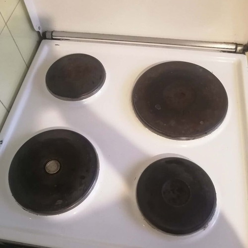Bosh oven used with hob