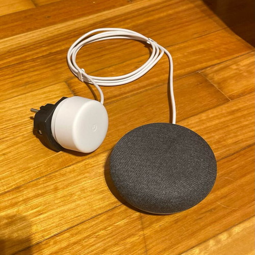 Google Nest Mini 1st Gen like new